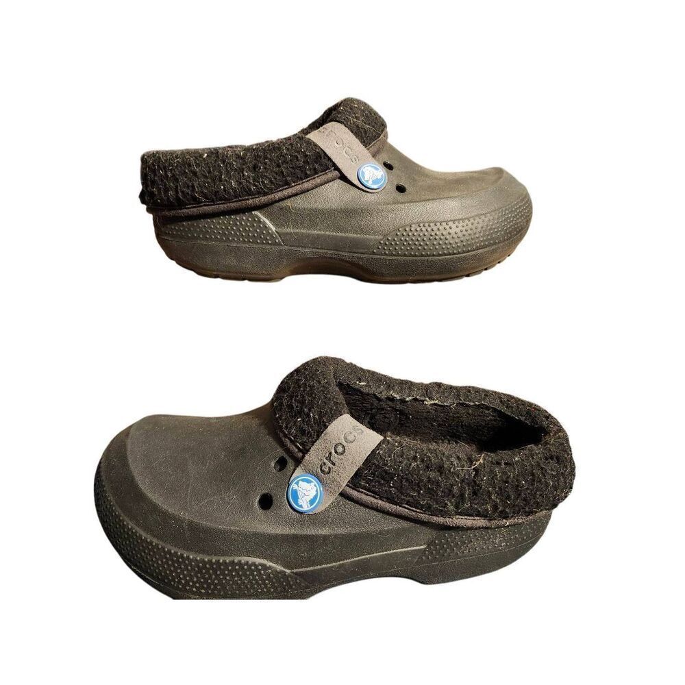 CROCS Faux Fur Lined W Size 6 M size 4 Black Slip On Mules Clogs Shoes